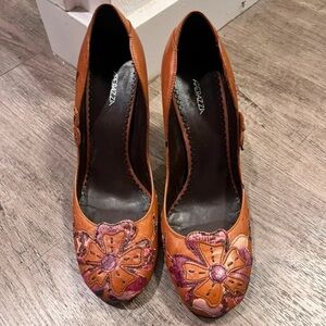 Apepazza Brown Leather Pumps with Pink & Orange Floral Appliqué